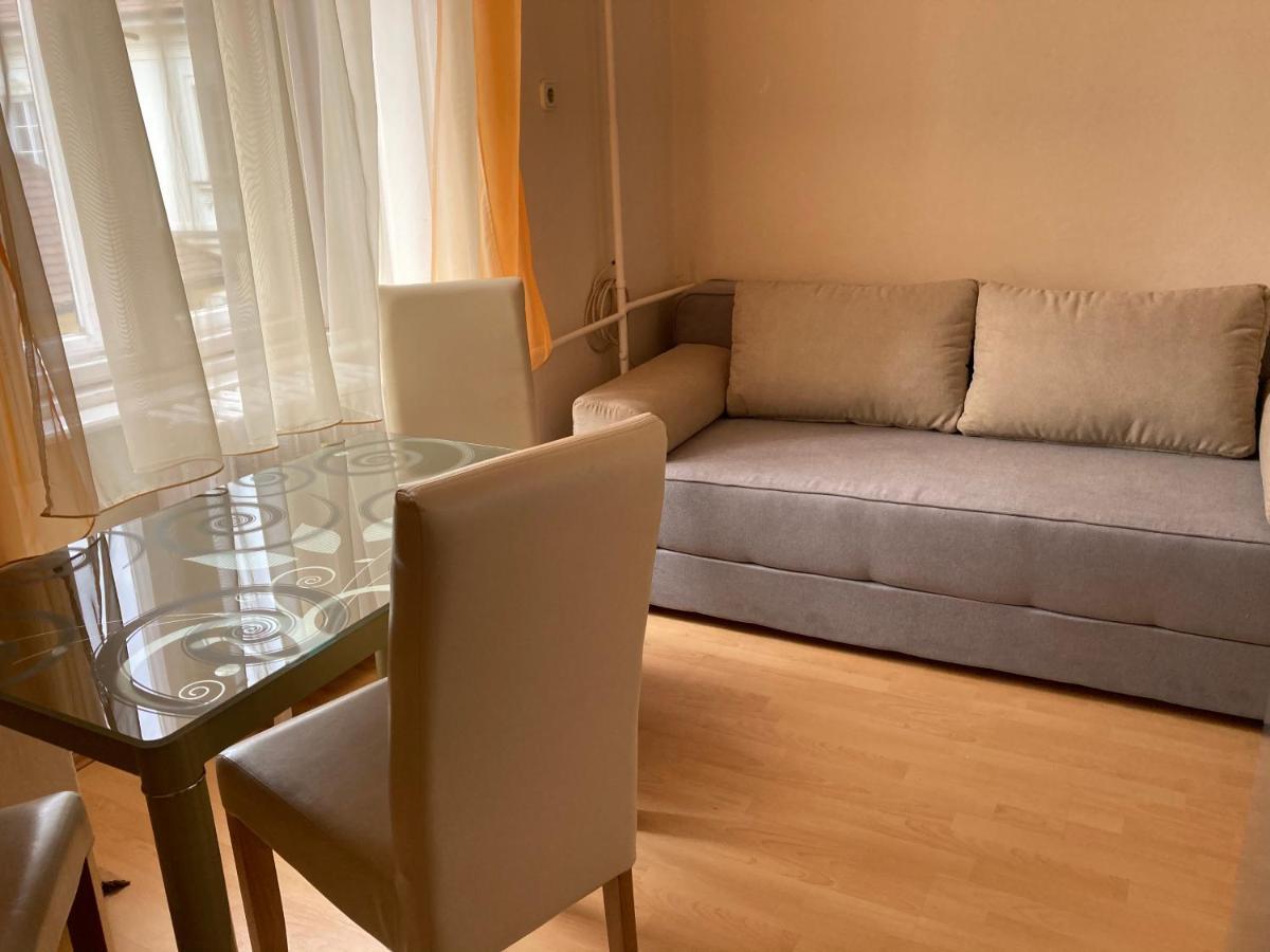 Szechenyi Apartman 埃格尔 外观 照片