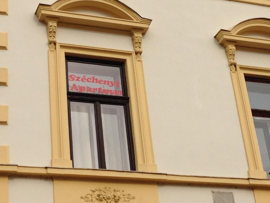 Szechenyi Apartman 埃格尔 外观 照片